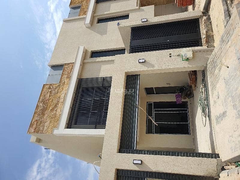 5 bedrooms Apartment in Riyadh, Saudi Arabia No. 690