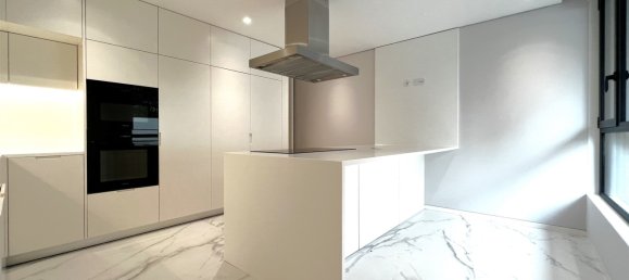 5 Schlafzimmer Villa in Porto, Portugal, Nr. 15308 2