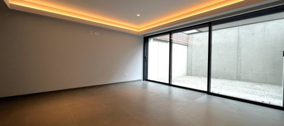 5 Schlafzimmer Villa in Porto, Portugal, Nr. 15308 3