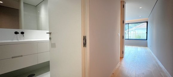 5 Schlafzimmer Villa in Porto, Portugal, Nr. 15308 17