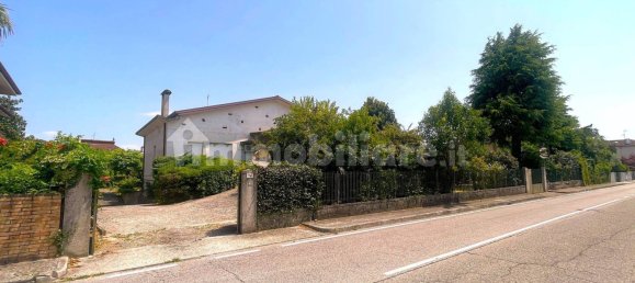 Villa de 3 dormitorios en Udine, Italy No. 294707 45