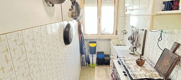 5-salle Appartement à Ravenna, Italy No. 1900 7