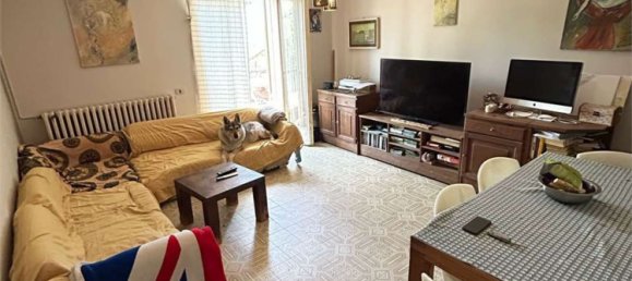 5-salle Appartement à Ravenna, Italy No. 1900 2