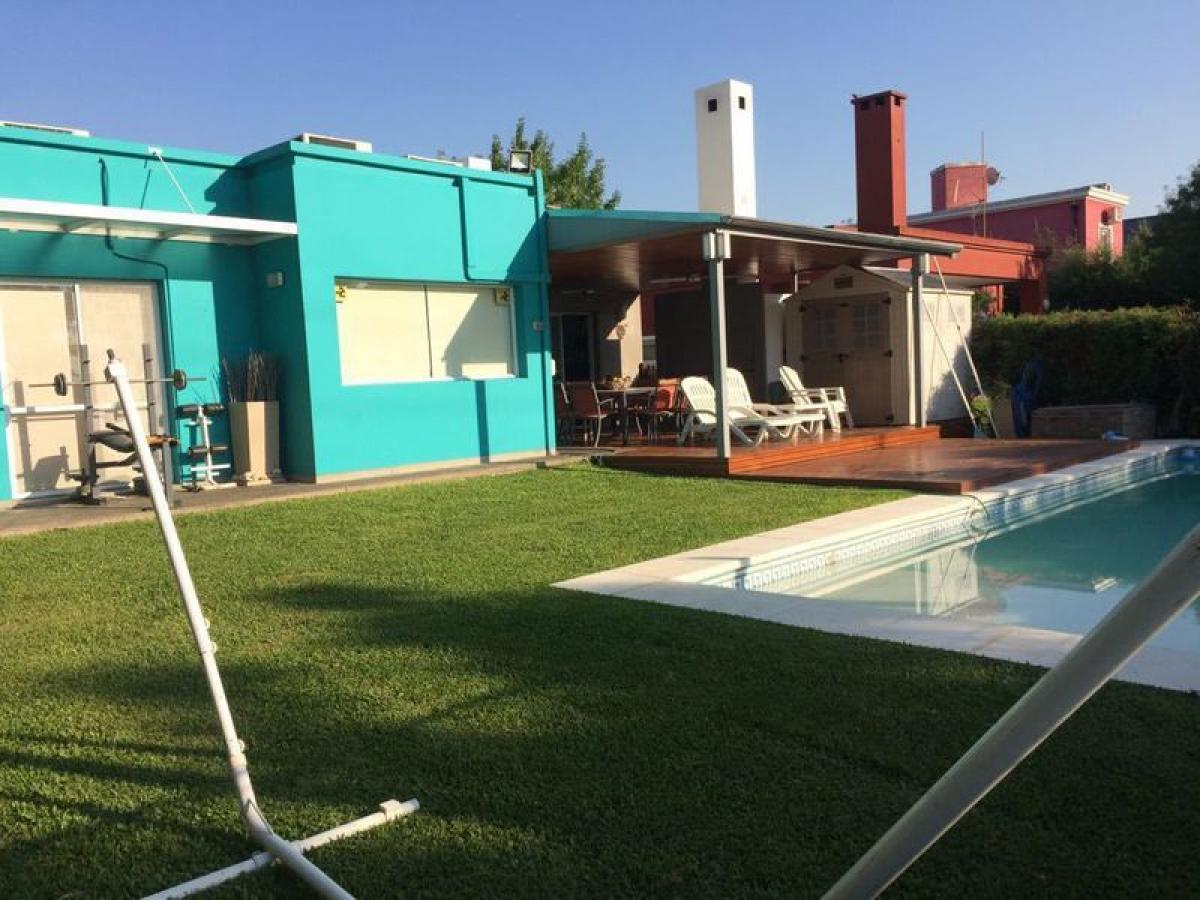 3 bedrooms House in Pilar, Argentina No. 856