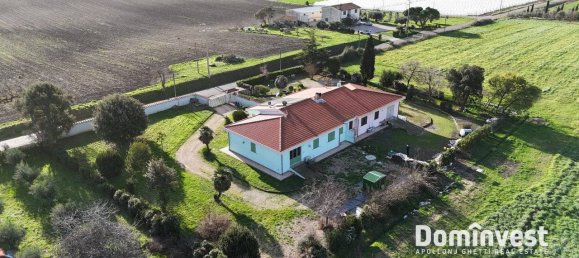 3 bedrooms Villa in Capalbio, Italy No. 30723 2