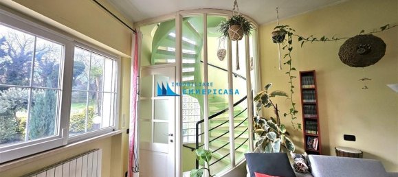 5 bedrooms Villa in Massa, Italy No. 237318 15