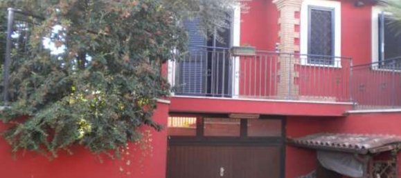 6 bedrooms House in Pomezia, Italy No. 325129 2