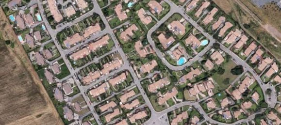 6 bedrooms House in Pomezia, Italy No. 325129 10