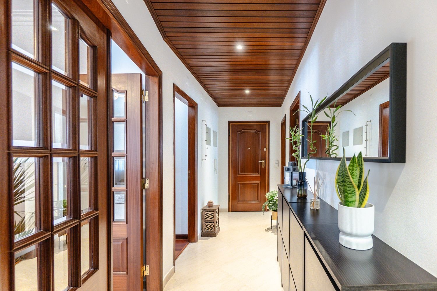 3 bedrooms Apartment in Almada, Portugal No. 232309