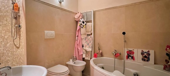 3 غرف نوم شقة في Lucca, Italy رقم 347484 14