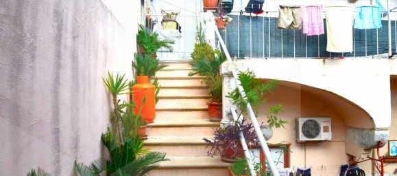 6 rooms Building in Arzano, Italy No. 24640 18