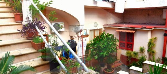 6 rooms Building in Arzano, Italy No. 24640 20