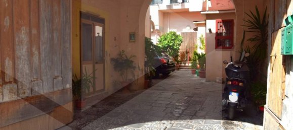 6 rooms Building in Arzano, Italy No. 24640 6