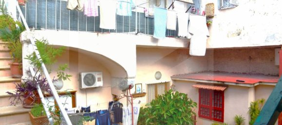 6 rooms Building in Arzano, Italy No. 24640 19