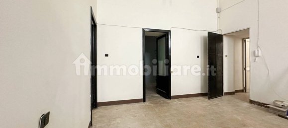 98m² Warehouse in Putignano, Italy No. 155856 3