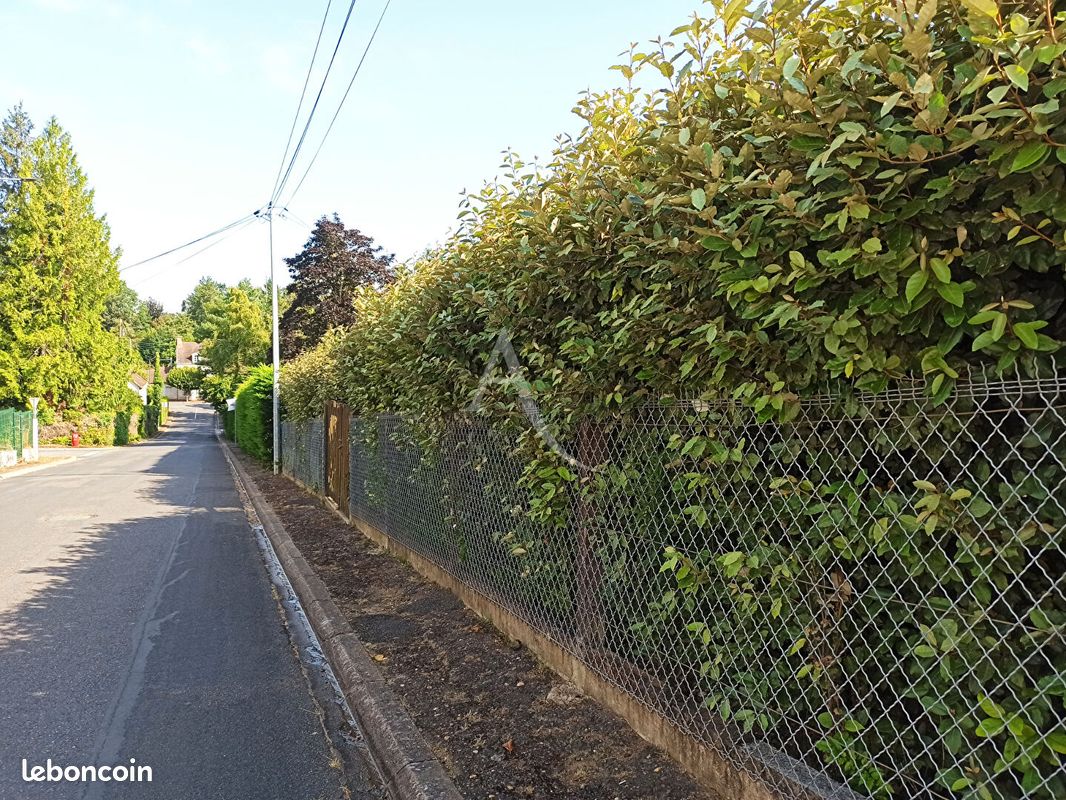 2163m² Land in Saint-Aignan, France No. 254147