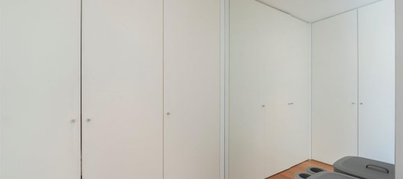 4 bedrooms Apartment in Porto, Portugal No. 145395 9