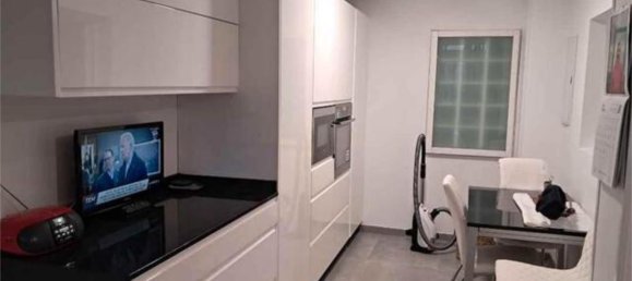 4 Schlafzimmer Wohnung in Pontevedra, Spain, Nr. 140753 5