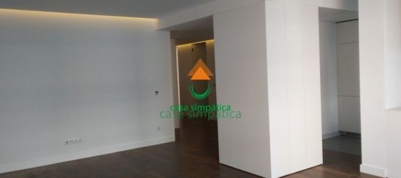 4 bedrooms Apartment in Porto, Portugal No. 78917 8