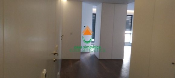 4 bedrooms Apartment in Porto, Portugal No. 78917 11