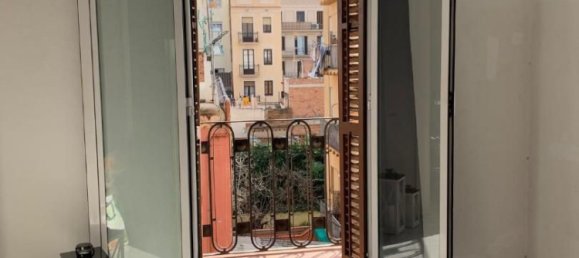 3 Schlafzimmer Wohnung in Gracia, Spain, Nr. 184582 4