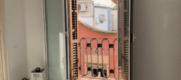 3 Schlafzimmer Wohnung in Gracia, Spain, Nr. 184582 3