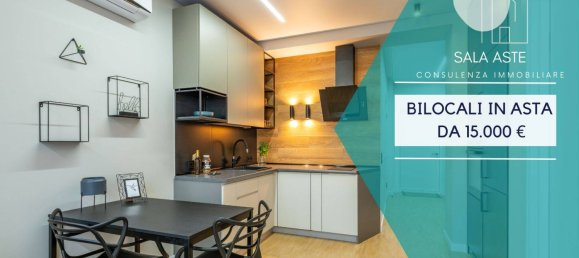 3 bedrooms Apartment in Meda, Italy No. 331023 4