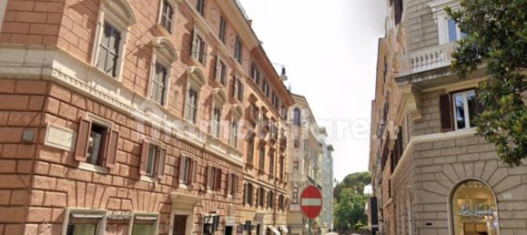 1 bedroom Apartment in Rome, Italy No. 348674 3