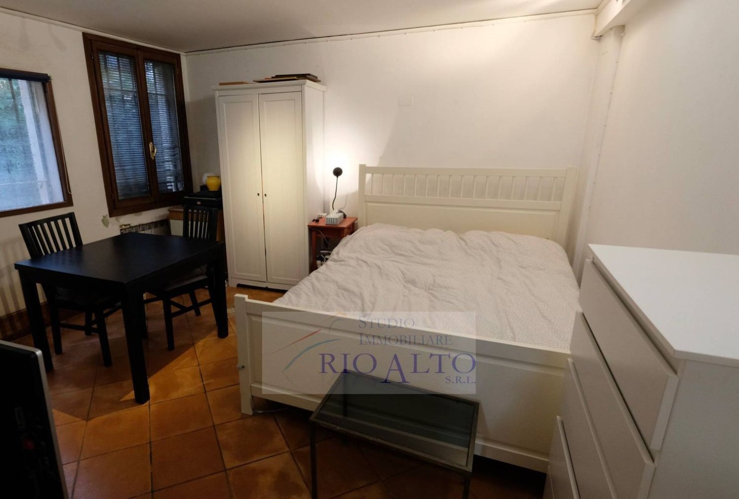 9 rooms Apartment in Venice, Italy No. 219832