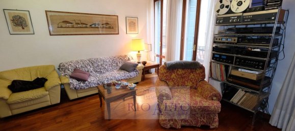 9 rooms Apartment in Venice, Italy No. 219832 3