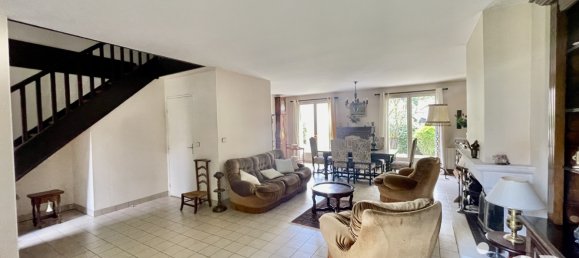 6 rooms House in Cergy, France No. 317872 2