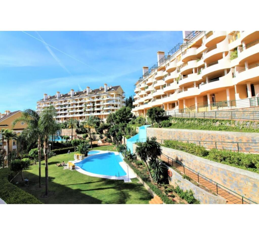 Duplex T3 em Marbella, Spain N.º 183263