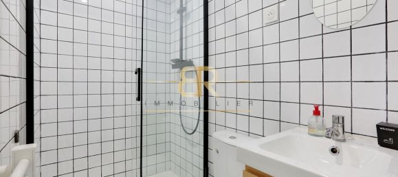 1 bedroom Apartment in Courbevoie, France No. 161664 10