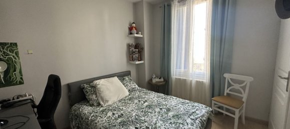 Casa de 3 dormitorios en Champigny-sur-Marne, France No. 115213 7