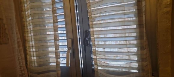 2-salle Appartement à Turin, Italy No. 152675 4