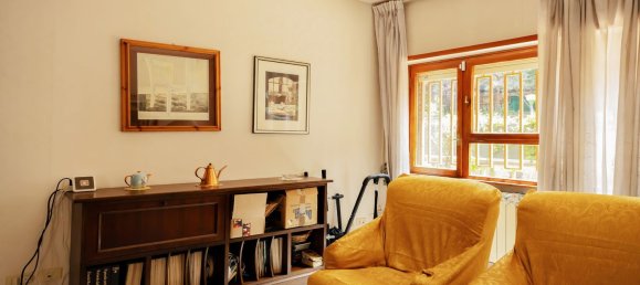 6 rooms Apartment in Rome, Italy No. 147579 20