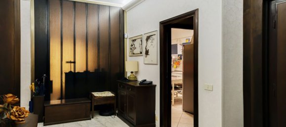 6 rooms Apartment in Rome, Italy No. 147579 40