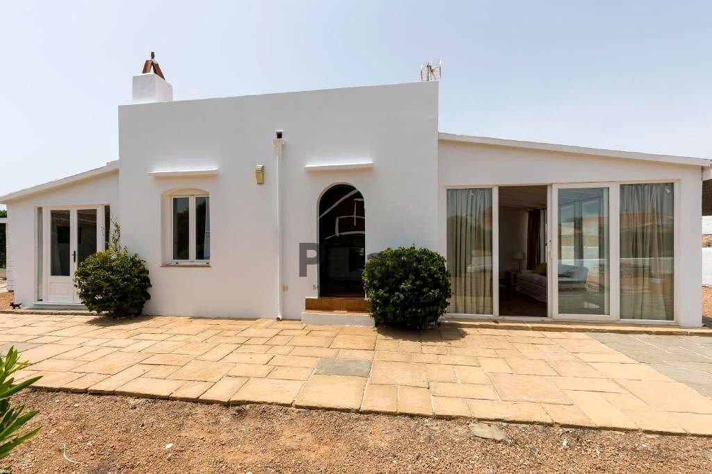 2 bedrooms Villa in Menorca, Spain No. 254495