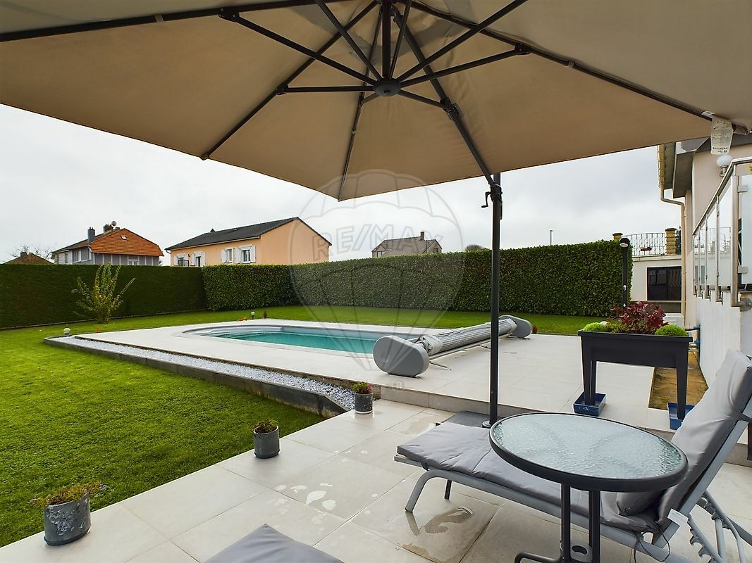 3 Schlafzimmer Haus in Tressange, France, Nr. 156429