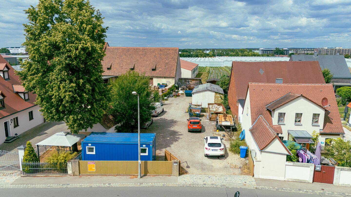  Land in Nuremberg, Germany No. 245545