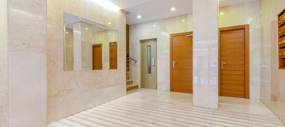 Apartamento de 4 dormitorios en Granada, Spain No. 145718 17