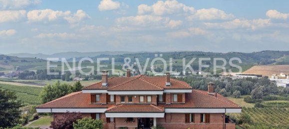 14 rooms Villa in San Marzano Oliveto, Italy No. 109145 43