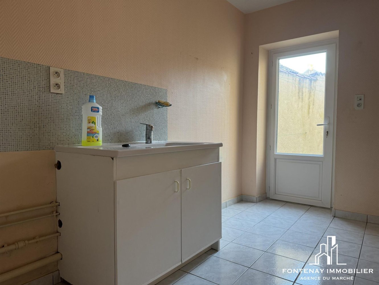 Casa T2 em Fontenay-le-Comte, France N.º 307026