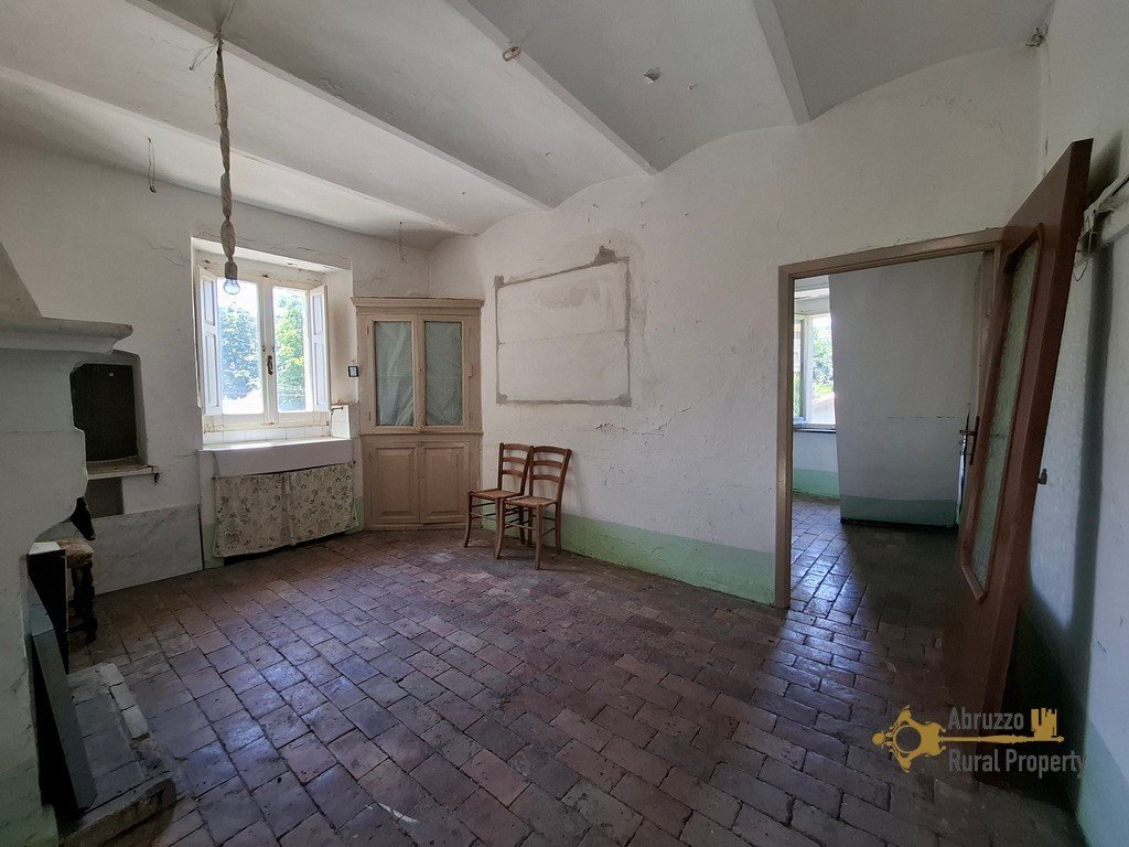 Casa de 2 dormitorios en Abruzzo, Italy No. 319004