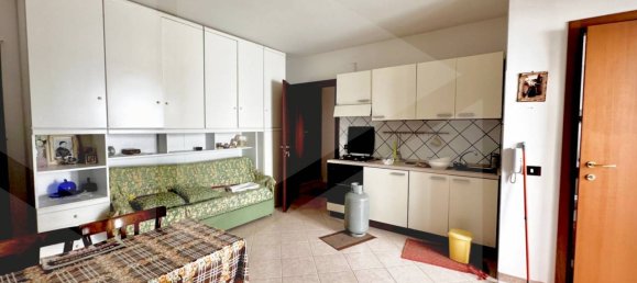 Studio in San Giovanni Rotondo, Italy No. 22006 3