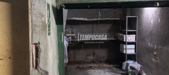  مرآب في Collegno, Italy رقم 300881 4