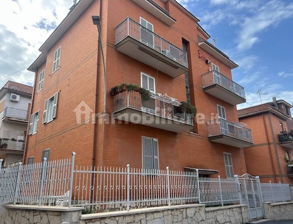 1 غرف نوم شقة في Tivoli, Italy رقم 391337