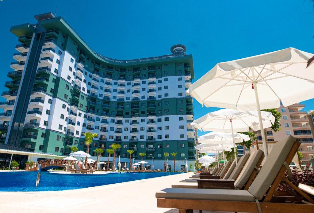 5 rooms Penthouse in Mahmutlar, Turkey No. 45292