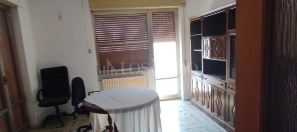 6 rooms House in Loreto Aprutino, Italy No. 279889 33