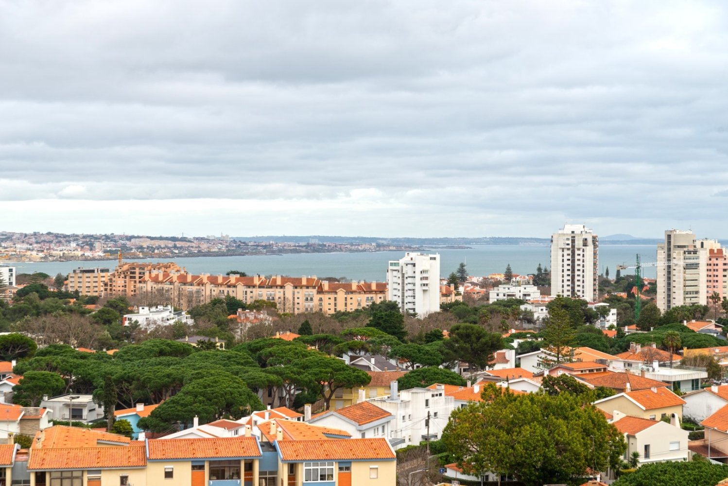 3 bedrooms Apartment in Cascais, Portugal No. 100364